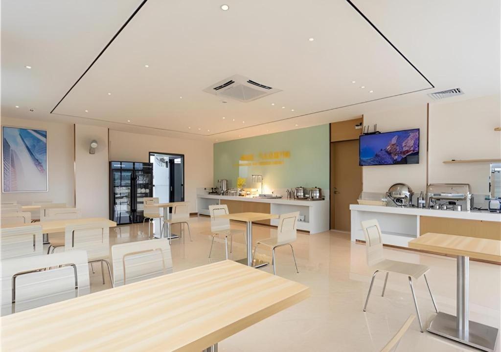 City Comfort Inn Maoming Xinyi Yudu Park Exterior foto